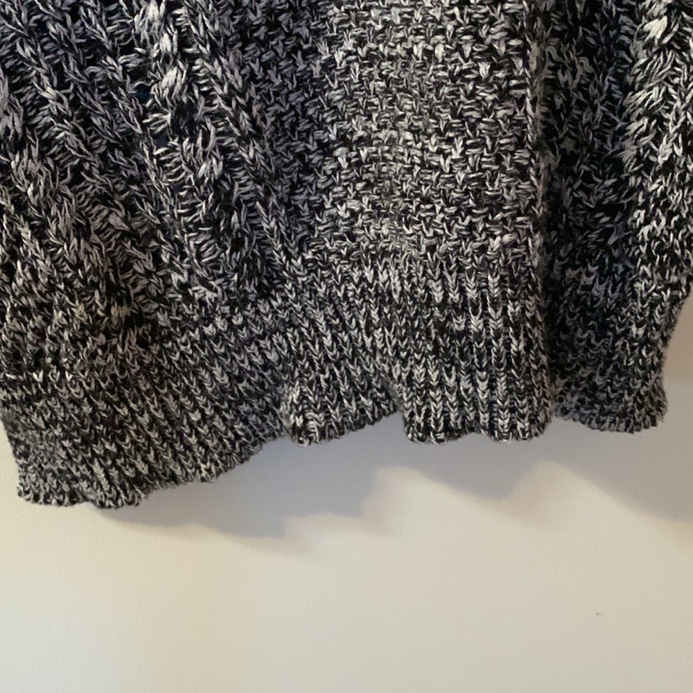 Torrid sweater - Picture 6 of 9